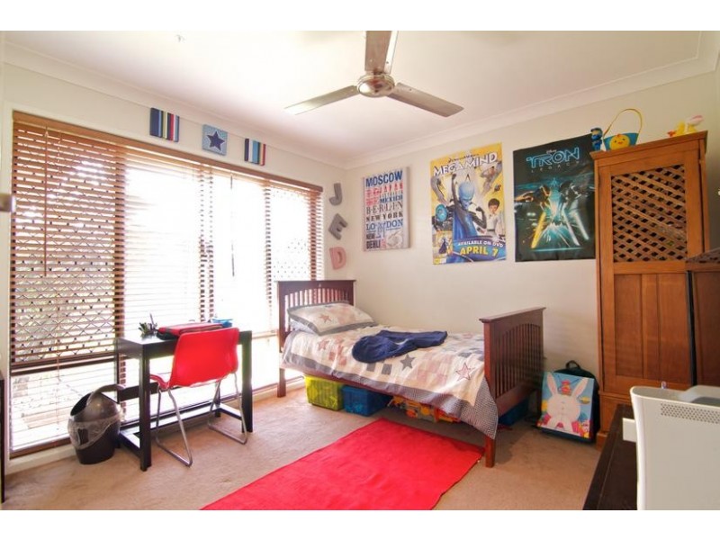 78 Campbell Street, Sorrento QLD 4217