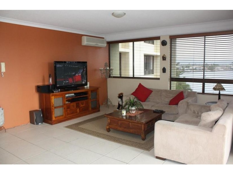 2890 Gold Coast Highway ‘Surfers Hawaiian’, Surfers Paradise QLD 4217