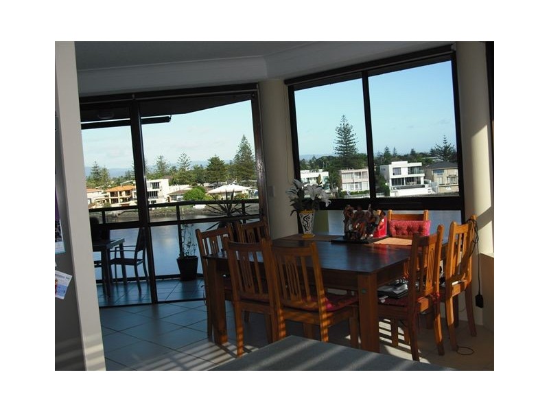 2890 Gold Coast Highway ‘Surfers Hawaiian’, Surfers Paradise QLD 4217