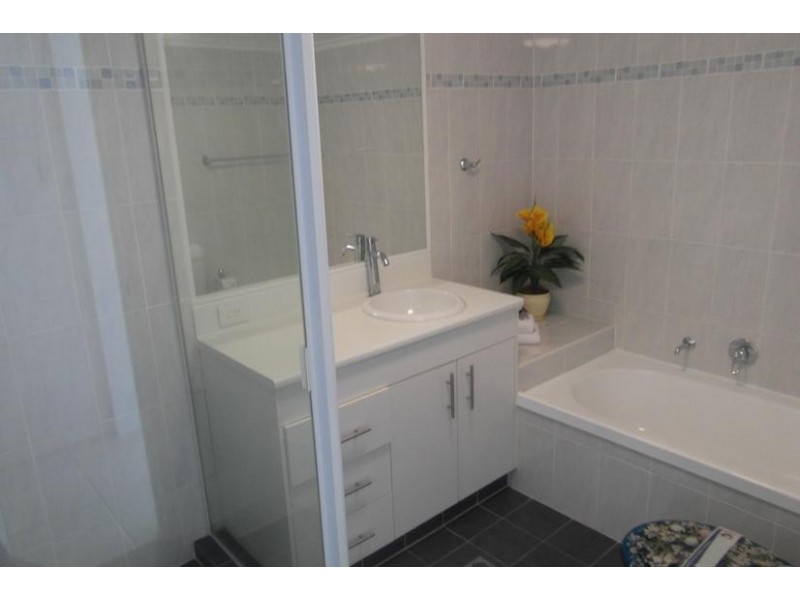 4 Old Burleigh Road ‘ Surfers Aquarius’, Surfers Paradise QLD 4217