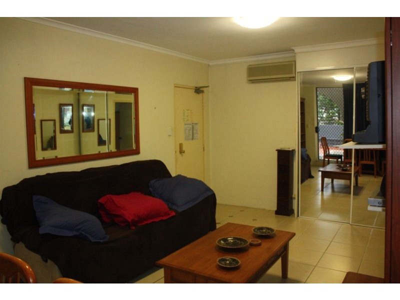 4 Clifford Street ‘Carlton’, Surfers Paradise QLD 4217