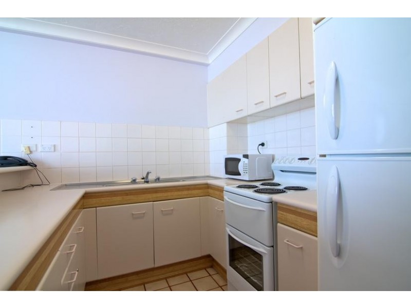 18 Hanlan Street ‘Beachcomber’, Surfers Paradise QLD 4217