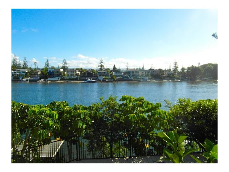 2964 Gold Coast Highway ‘Clarendon’, Surfers Paradise QLD 4217