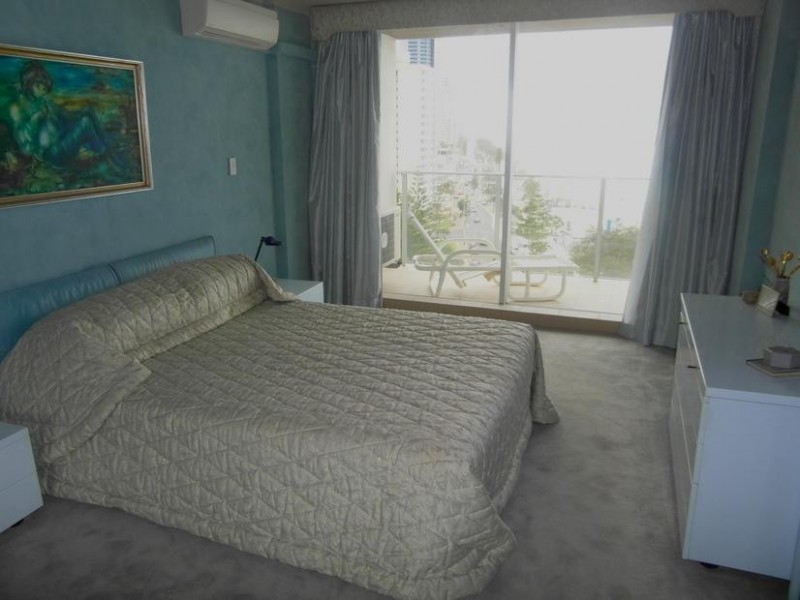 1 The Esplanade ‘One the Esplanade’, Surfers Paradise QLD 4217