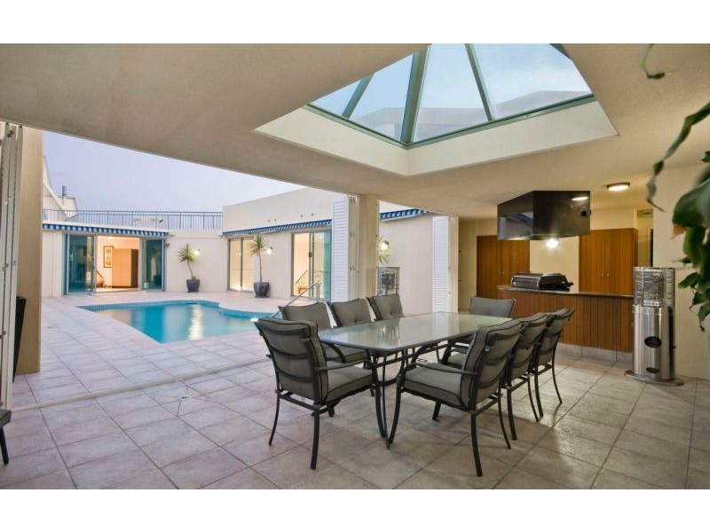 3400 Surfers Paradise Boulevard, Surfers Paradise QLD 4217