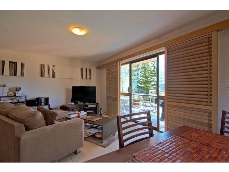 97 Old Burleigh Road, Broadbeach QLD 4218