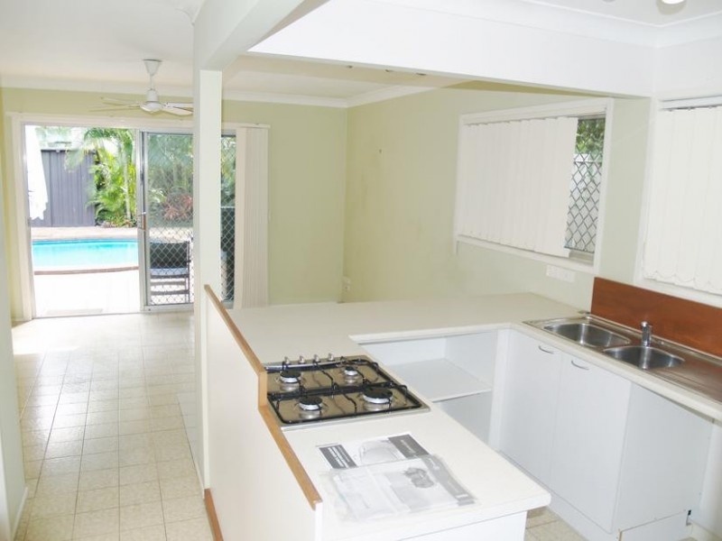 25 Durham Street, Southport QLD 4215
