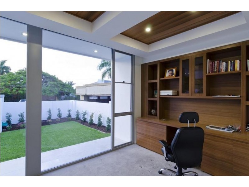 46 Amalfi Drive, Isle Of Capri QLD 4217