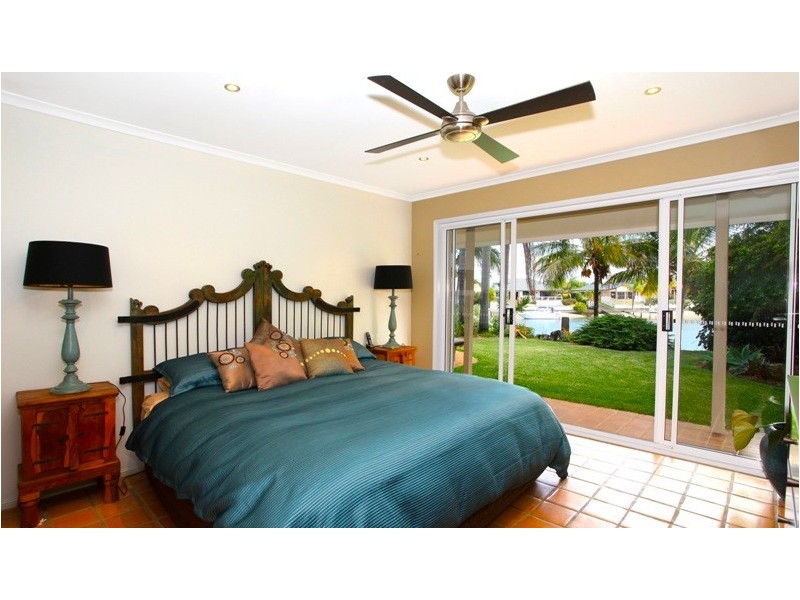 110 Upton Street, Bundall QLD 4217