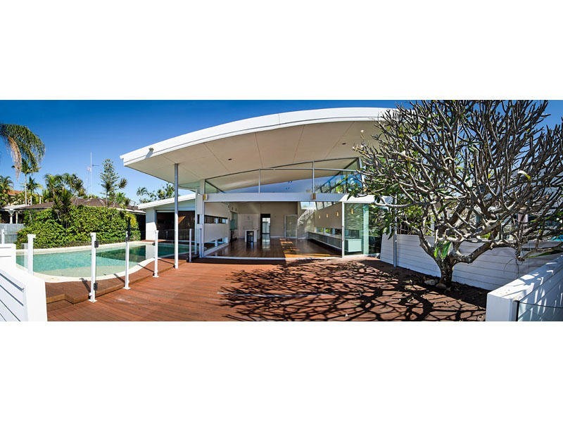 15 The Lido, Isle Of Capri QLD 4217
