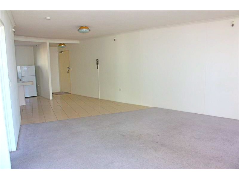 9 Trickett Street ‘Surfers International’, Surfers Paradise QLD 4217