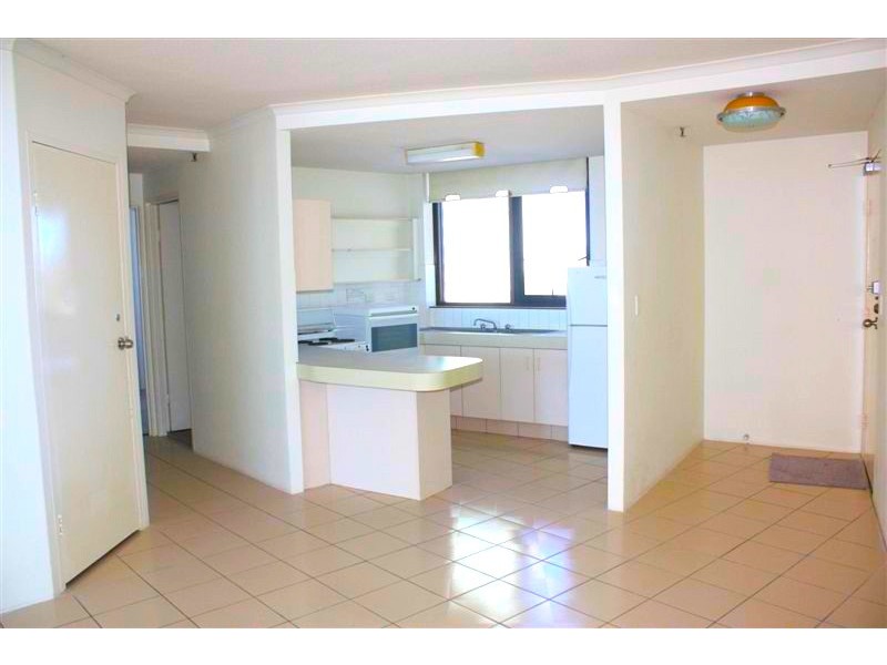 9 Trickett Street ‘Surfers International’, Surfers Paradise QLD 4217