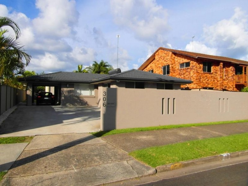 306 Ferry Road, Southport QLD 4215