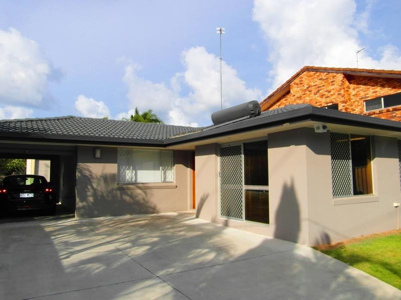 306 Ferry Road, Southport QLD 4215