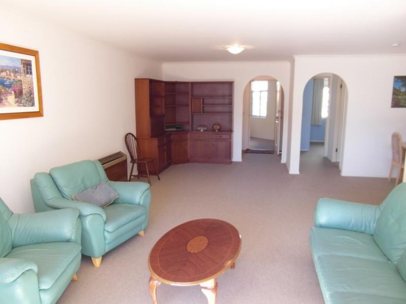 11 Riverview Parade ‘Alba Ten’, Surfers Paradise QLD 4217