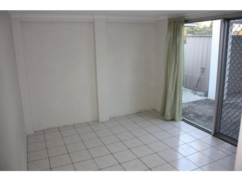 25 St Andrews Avenue, Isle Of Capri QLD 4217