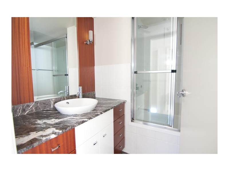 2354/23 Ferny Avenue ‘Chevron Renaissance’, Surfers Paradise QLD 4217