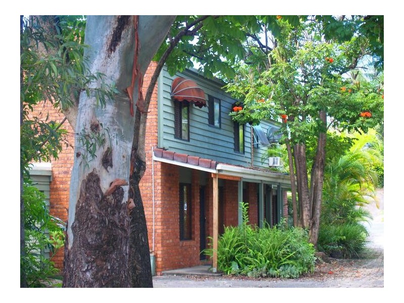 4/57 Benowa Road, Southport QLD 4215