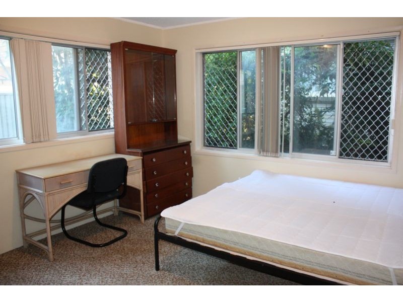 26 Leonard Avenue ‘Eva’, Surfers Paradise QLD 4217
