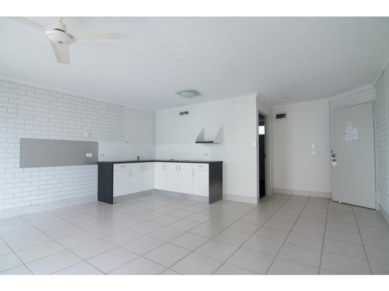 307/40 Surf Parade ‘Broadbeach Travel Inn’, Broadbeach QLD 4218