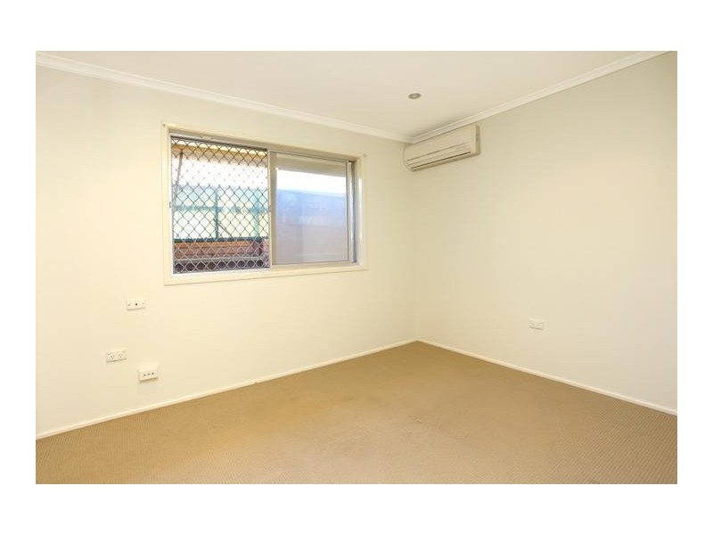 90 Gibraltar Drive, Isle Of Capri QLD 4217