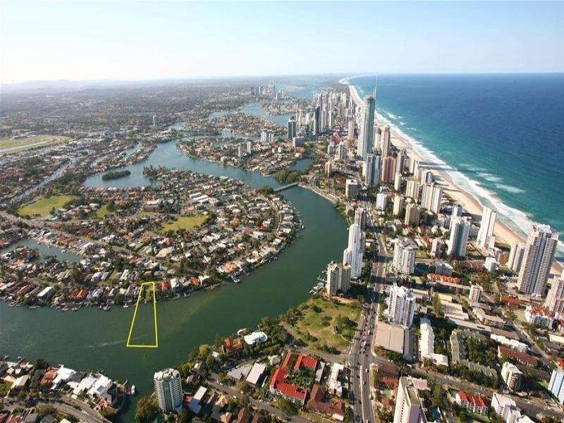 78 Amalfi Drive, Isle Of Capri QLD 4217