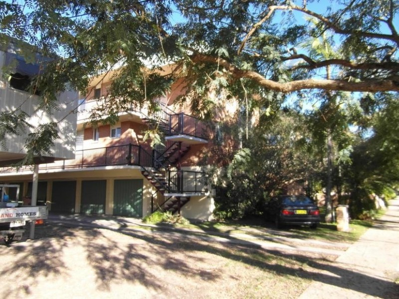 5/17 Darrambal Street, Chevron Island QLD 4217