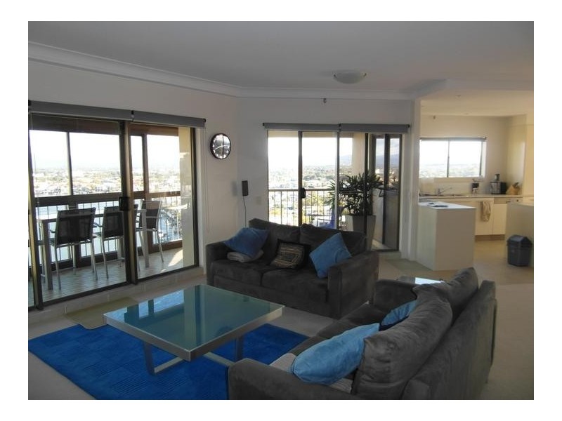 2 Admiralty Drive, Paradise Waters QLD 4217