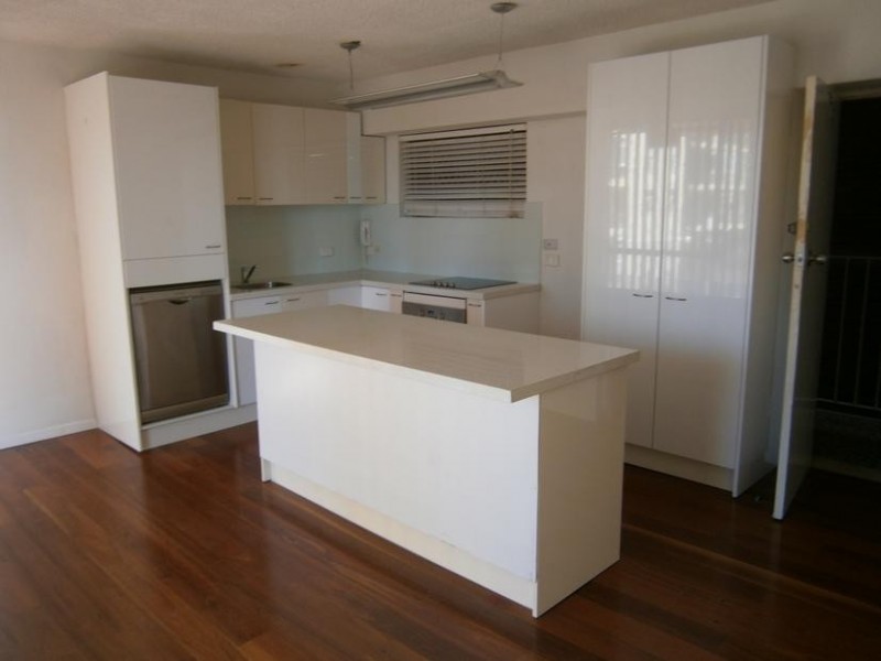 3049 Surfers Paradise Boulevard ‘Paradise Towers’, Surfers Paradise QLD 4217