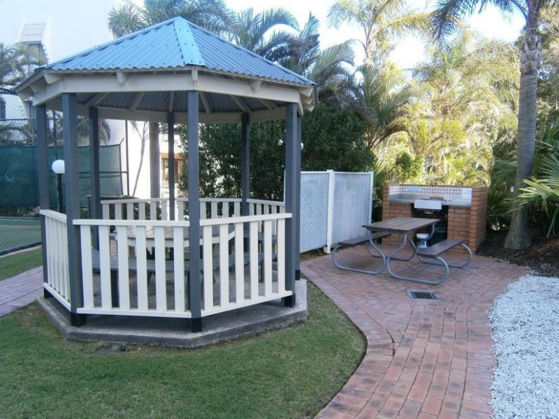 9 Bayview Street Broadwater Shores, Runaway Bay QLD 4216