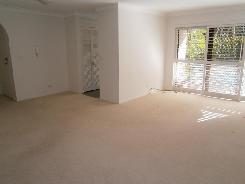 9 Bayview Street Broadwater Shores, Runaway Bay QLD 4216