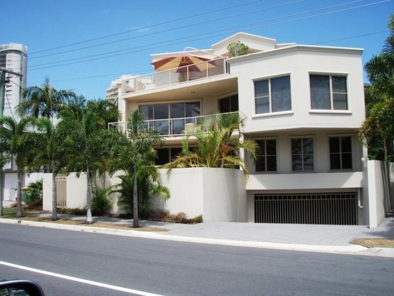 25 Rankin Parade, Main Beach QLD 4217