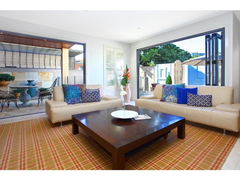 61B Paradise Island, Surfers Paradise QLD 4217
