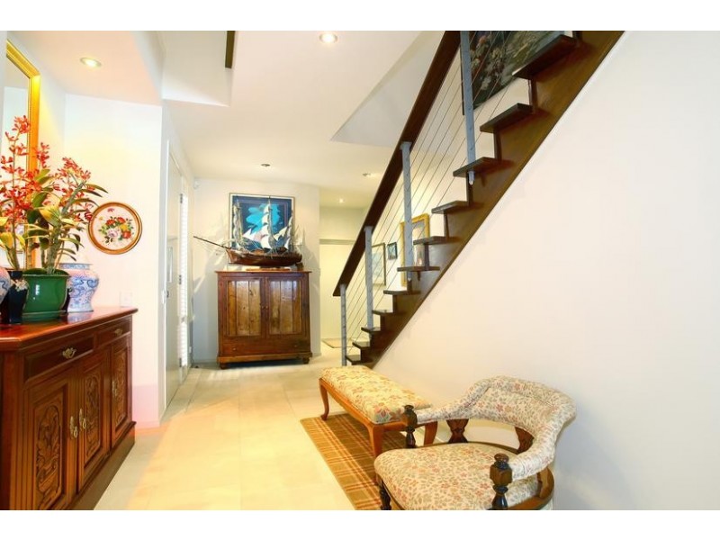 61B Paradise Island, Surfers Paradise QLD 4217