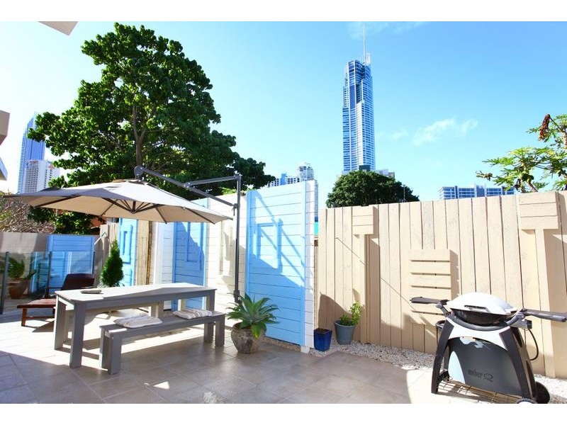61B Paradise Island, Surfers Paradise QLD 4217