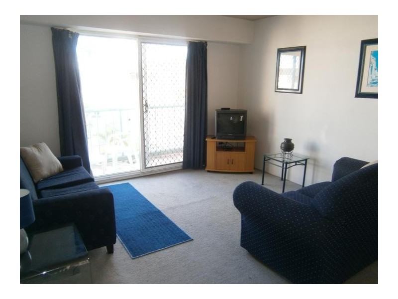 69 Ferny Avenue Raffles Royale, Surfers Paradise QLD 4217