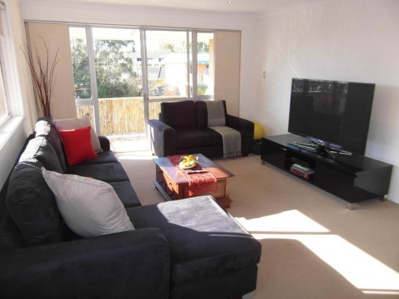 2 Sunrise Boulevard, Surfers Paradise QLD 4217