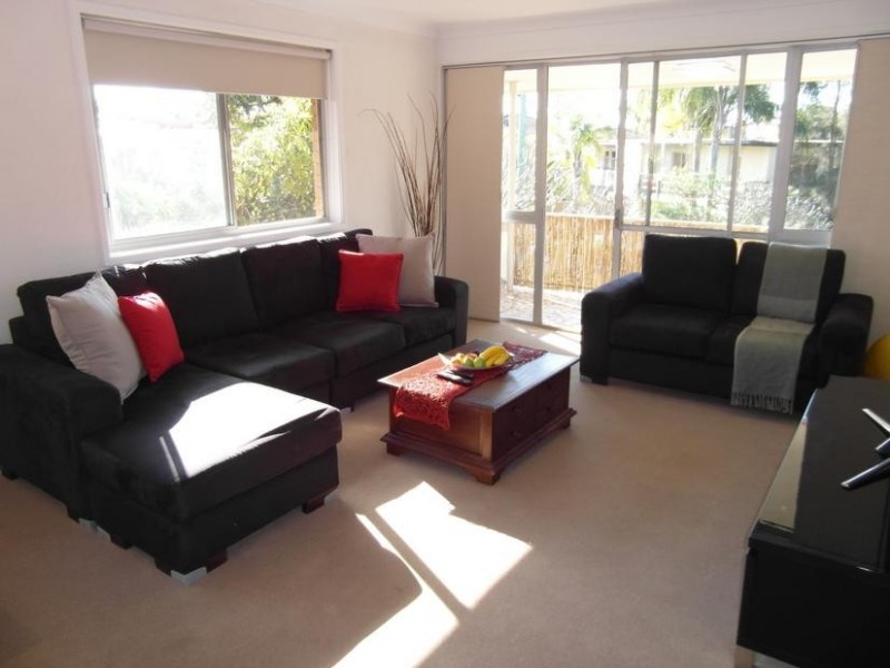 2 Sunrise Boulevard, Surfers Paradise QLD 4217