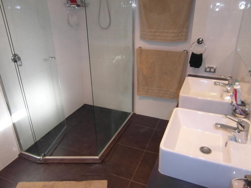 2 Sunrise Boulevard, Surfers Paradise QLD 4217