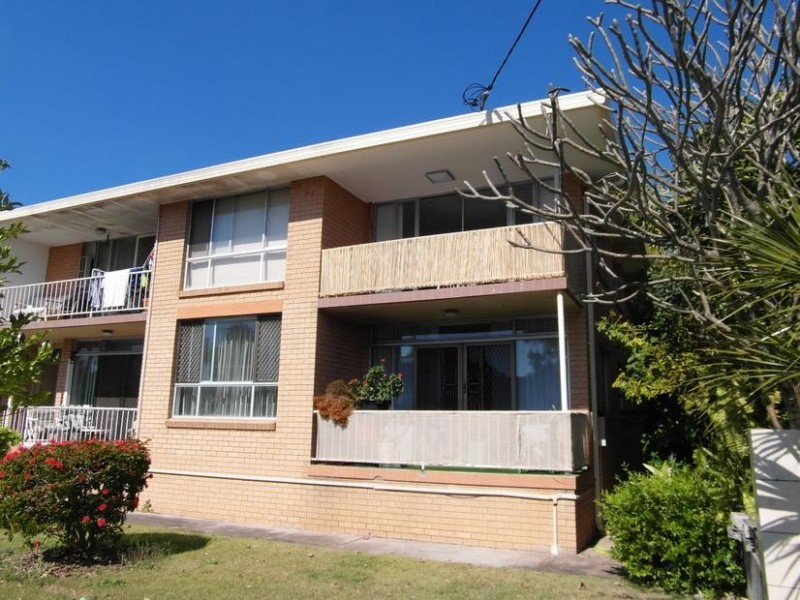 2 Sunrise Boulevard, Surfers Paradise QLD 4217