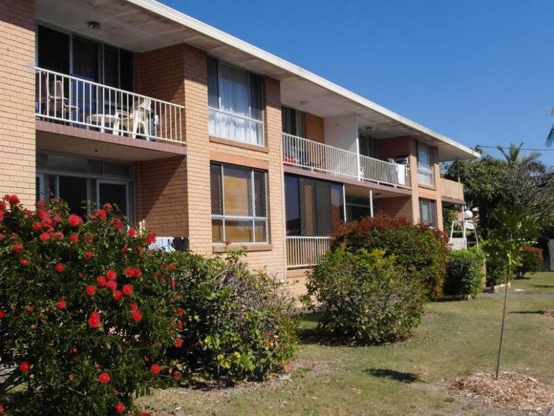 2 Sunrise Boulevard, Surfers Paradise QLD 4217