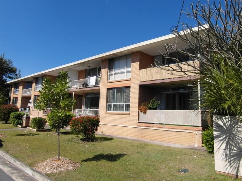 2 Sunrise Boulevard, Surfers Paradise QLD 4217