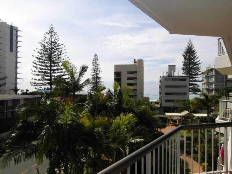 10 Vista Street, Surfers Paradise QLD 4217