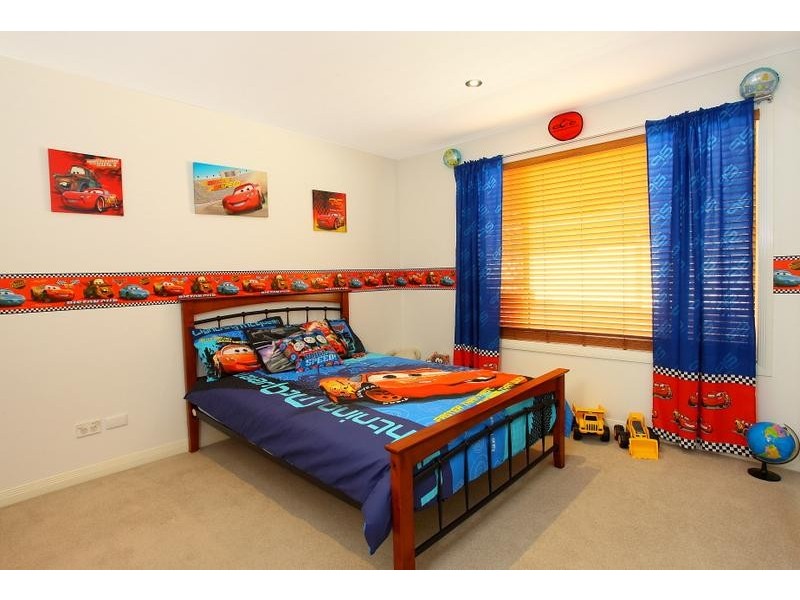 131 Campbell Street, Sorrento QLD 4217