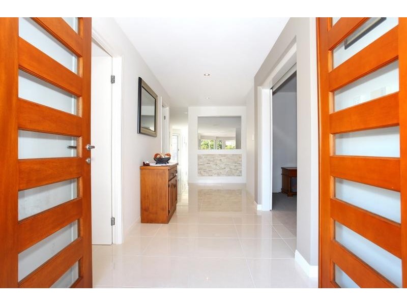 131 Campbell Street, Sorrento QLD 4217