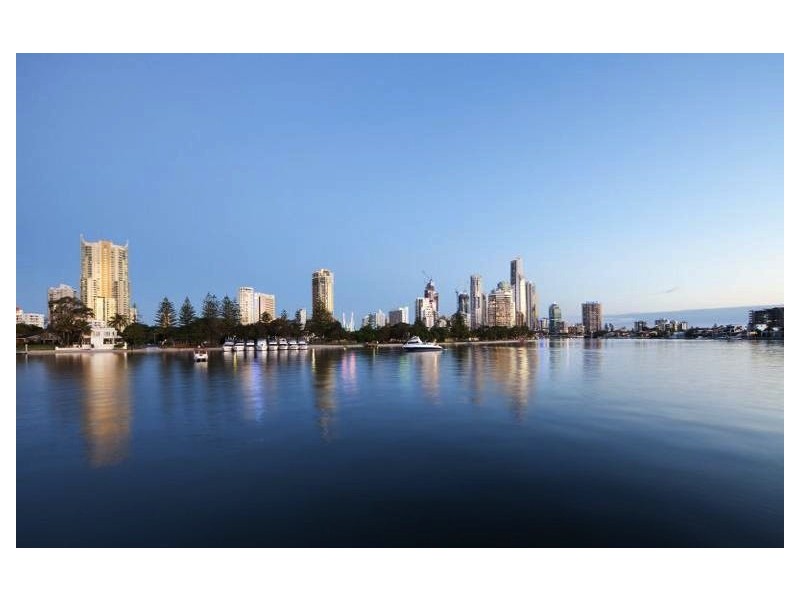 56 Admiralty Drive, Paradise Waters QLD 4217