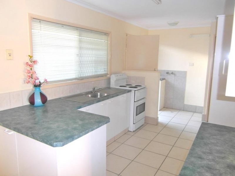 17 Sungold Avenue, Southport QLD 4215