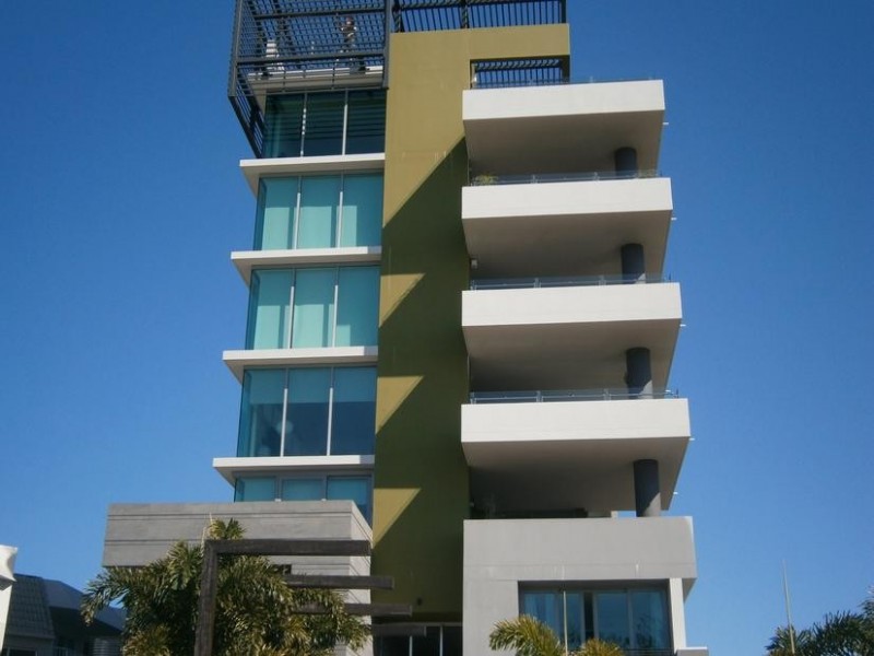 446 Marine Parade, Biggera Waters QLD 4216