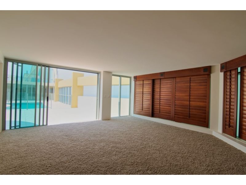 3400 Surfers Paradise Boulevard ‘Sun City’ Penthouse, Surfers Paradise QLD 4217