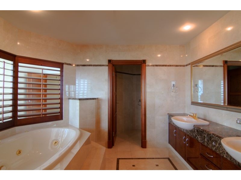 3400 Surfers Paradise Boulevard ‘Sun City’ Penthouse, Surfers Paradise QLD 4217